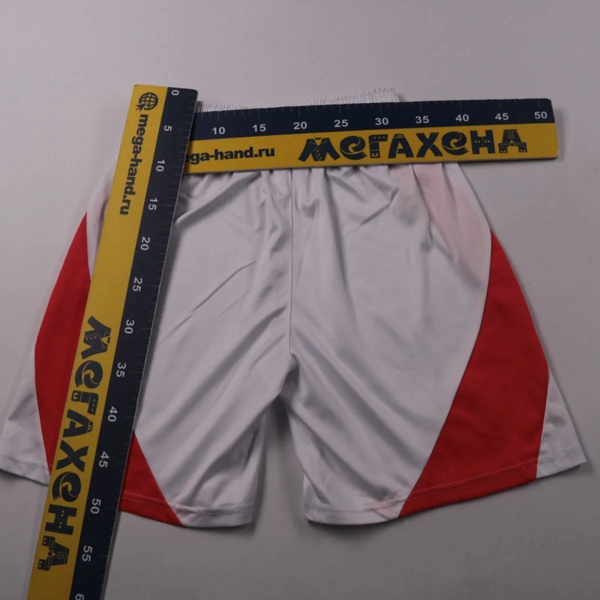 шорты Adidas